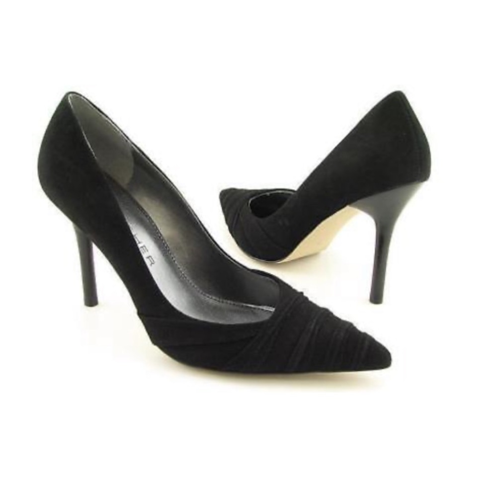 Marc Fisher Women's Black Suede Pumps Size 6M